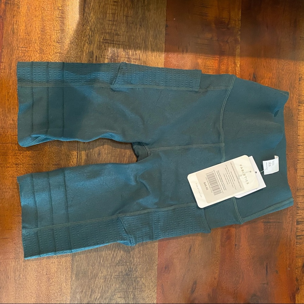 Fabletics High-Waisted SculptKnit Pocket Short